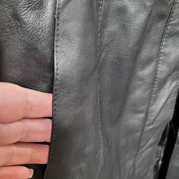 NEW Stunning designer genuine leather coat - Picture 7 of 9